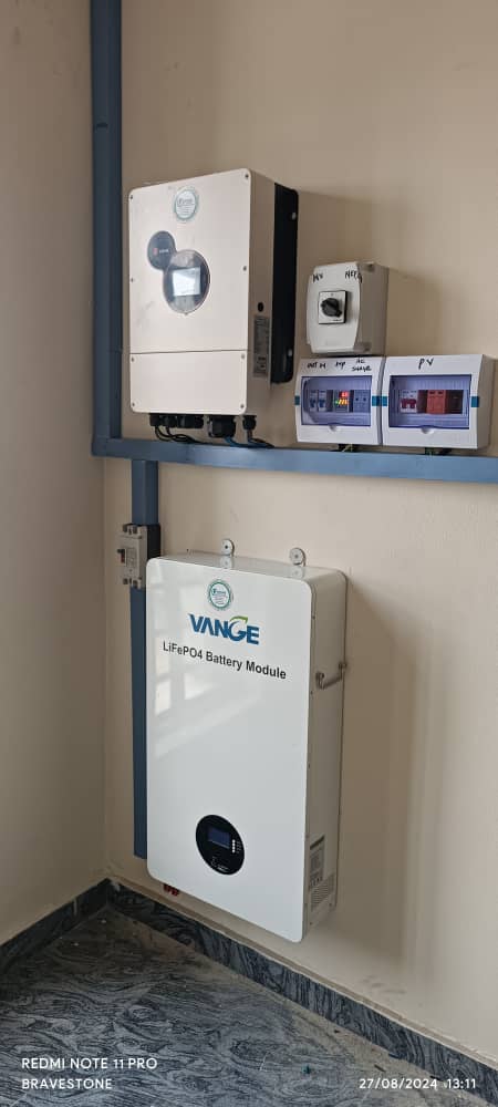 5.28kWp Solar Solution with 6kW SRNE Hybrid Inverter and 10kWh Vange Lithium Battery
