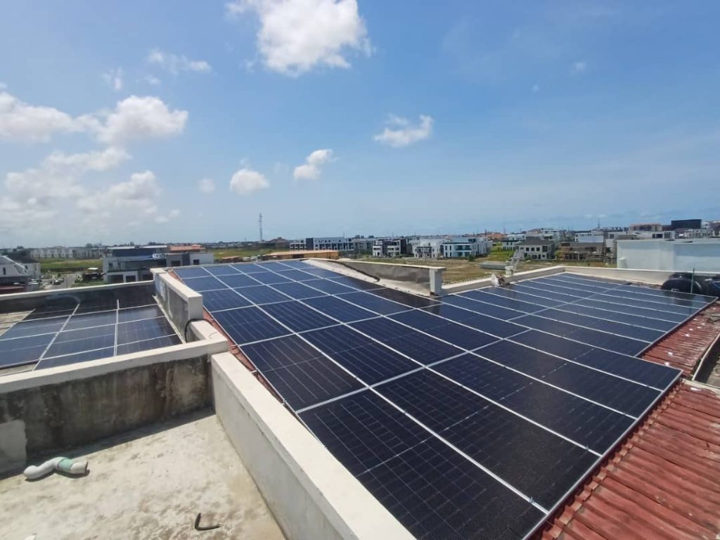 34.44kWp Solar Solution with 24kW SRNE Three-Phase Hybrid Inverter and 32kWh SRNE Lithium Battery